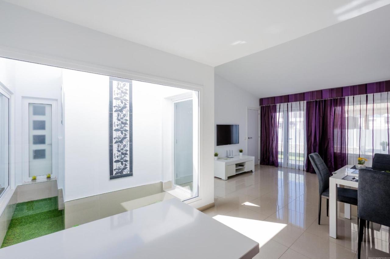Island Village Prime Suite 312 아데제 외부 사진